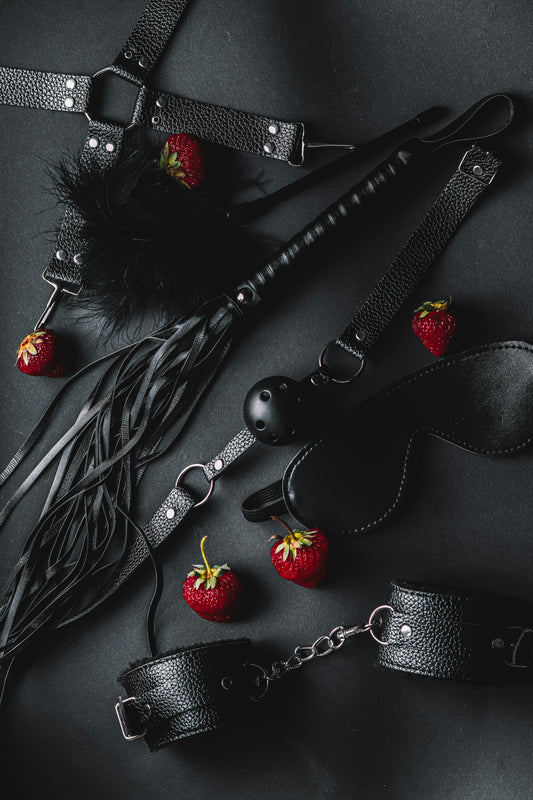 BDSM pour débutants : guide complet pour explorer les jeux de pouvoir en sécurité
